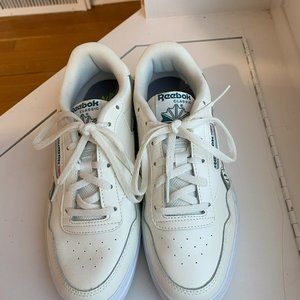 Like New Reebok Sneakers Off White / Cream Women's Size 7.5